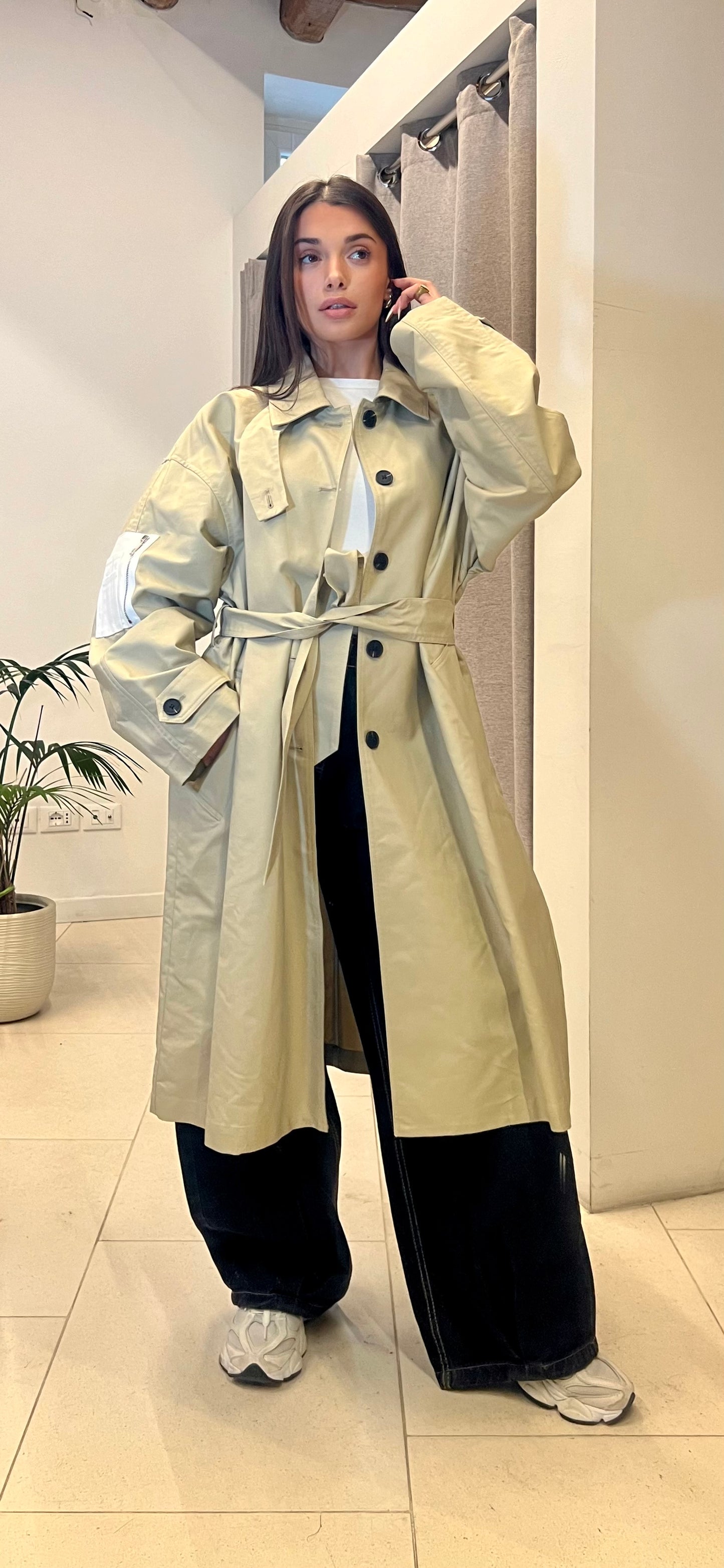 Trench Lumina