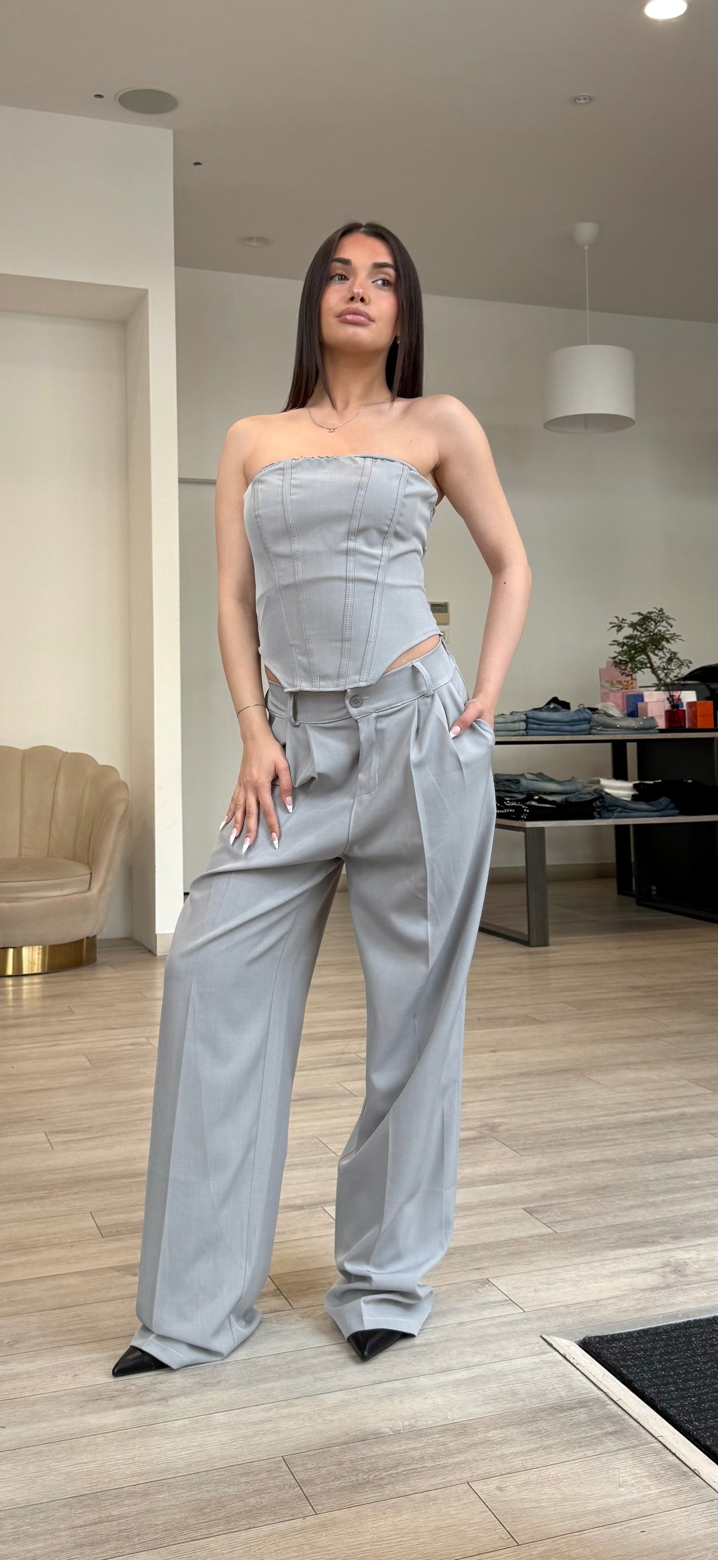 Completo Grey